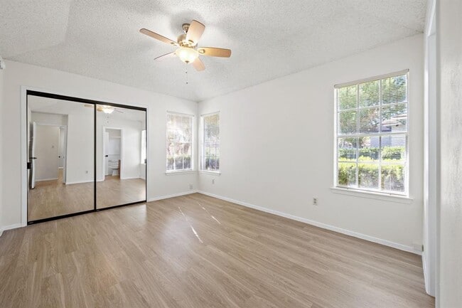 Building Photo - 11604 Norwegian Wood Dr