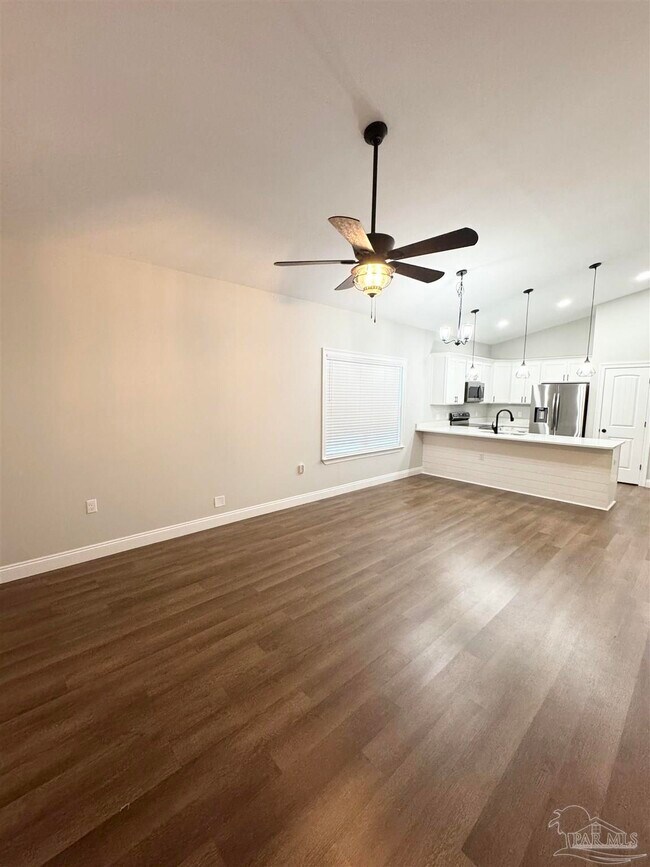 Building Photo - 3294 Damon Dr