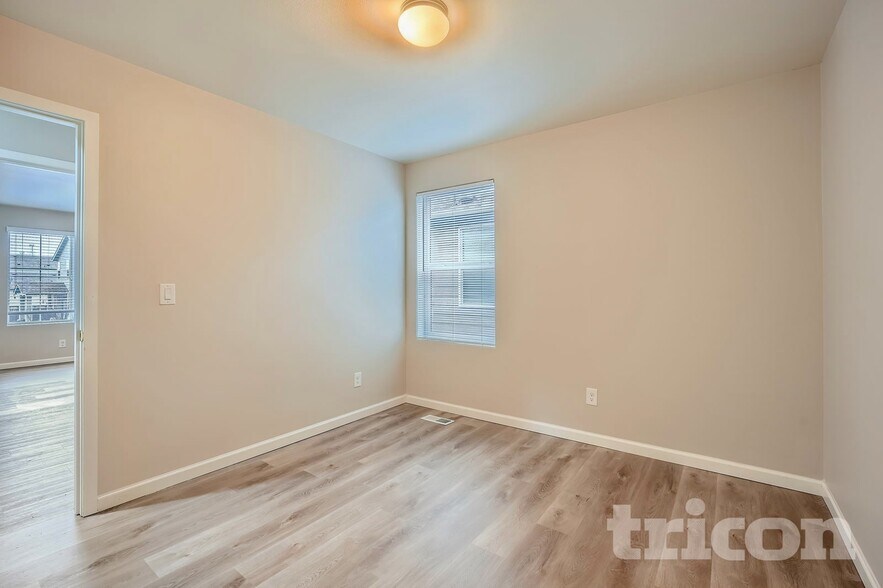 Building Photo - 1817 192nd St Ct E