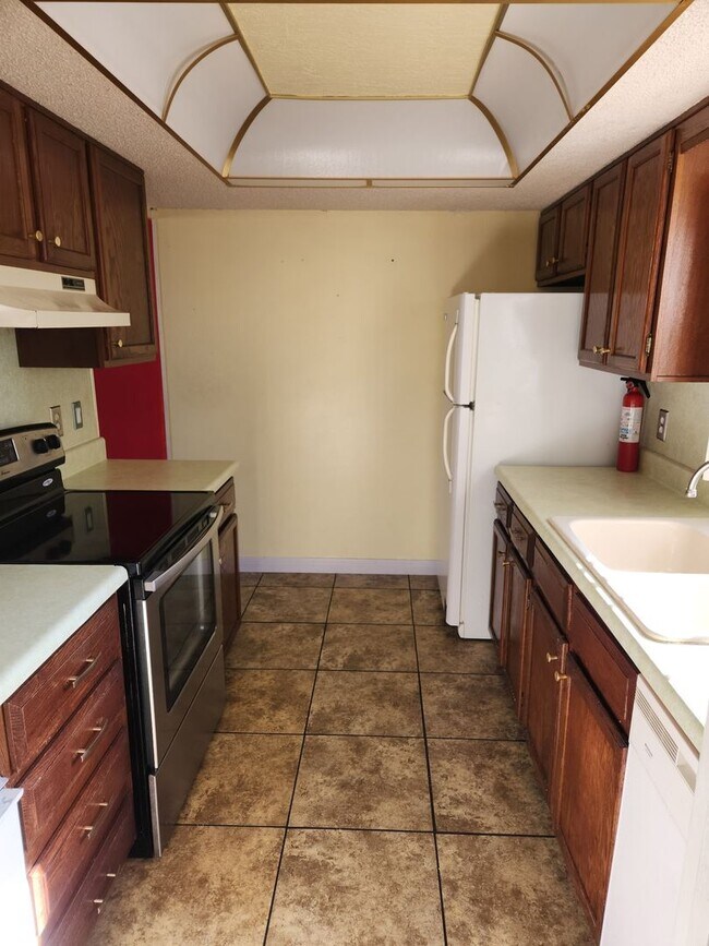 Building Photo - 3/2 Condo In +55 Community Leesburg