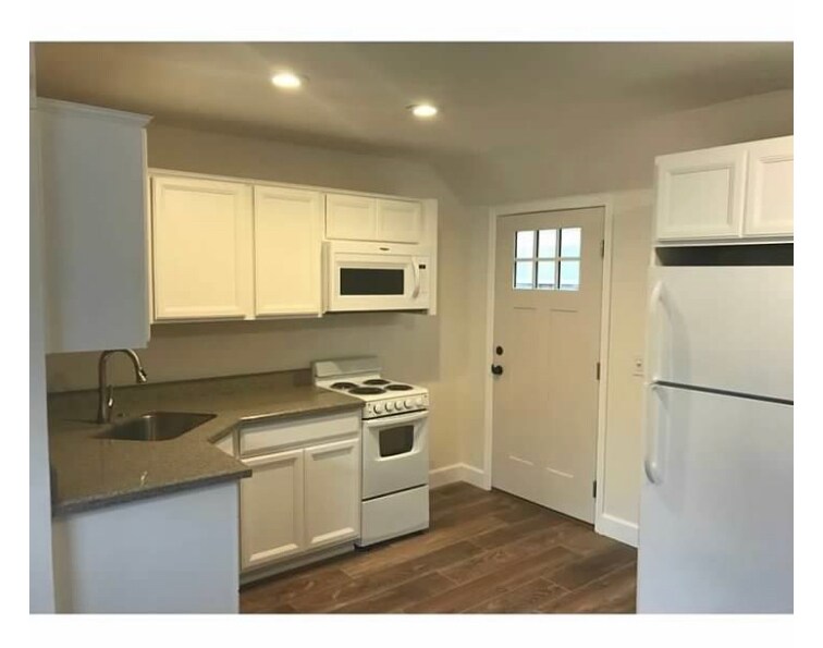 Building Photo - 228 C Ave