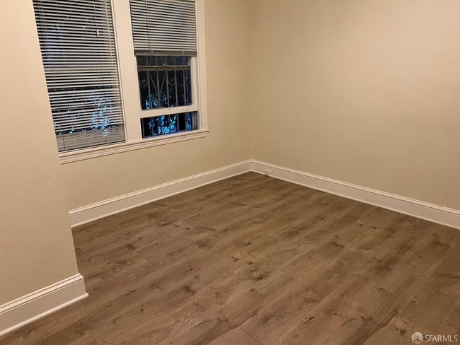 Building Photo - 1702 26th Ave