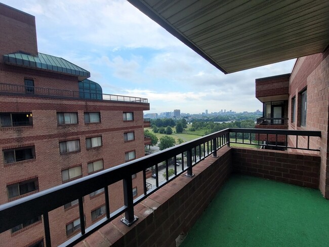 Building Photo - 3920 Mystic Valley Pkwy