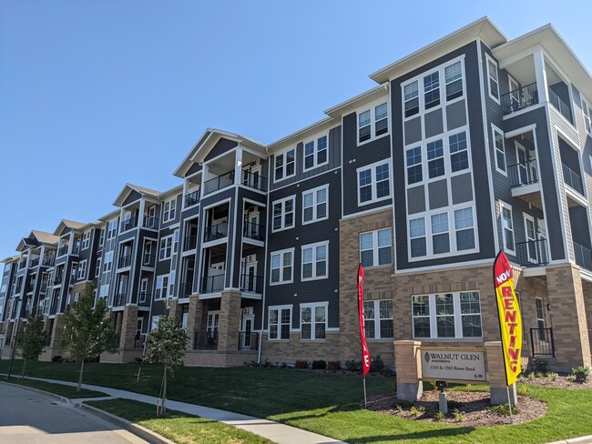 Building Photo - Walnut Glen Senior Apartments