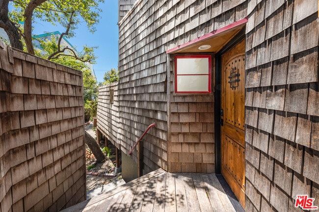 Building Photo - 29233 Heathercliff Rd