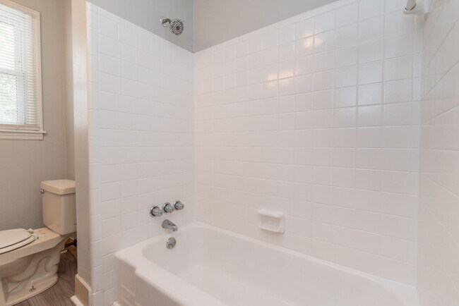 Building Photo - Freshly Updated 3BR with New LVP Flooring, Energy-Efficient Windows & Spacious Fenced Backyard