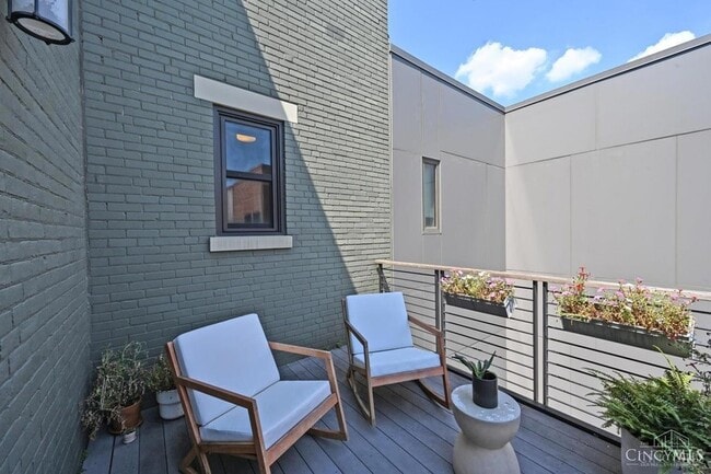 Building Photo - 27 Mercer St