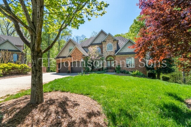 Building Photo - Luxury Living in Lewisville