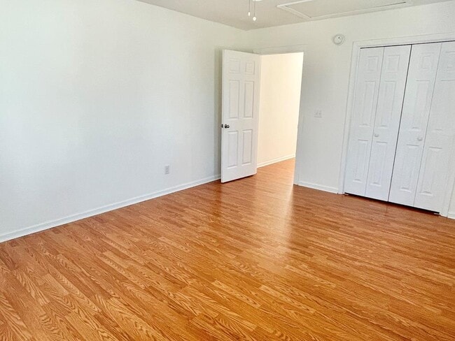 Building Photo - 5164 Main St