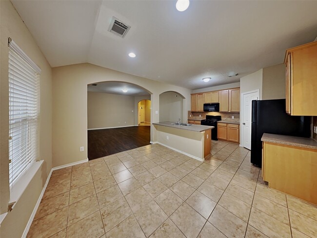 Building Photo - 9215 Birch Springs Dr