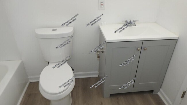 Building Photo - 509 Maier Dr