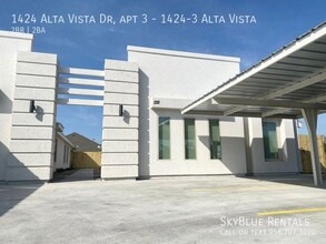 Building Photo - 1424 Alta Vista Dr