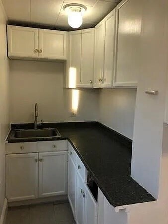 Building Photo - 32 Wamesit St