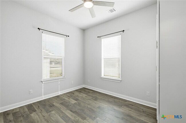 Building Photo - 200 Waikakaaua Dr