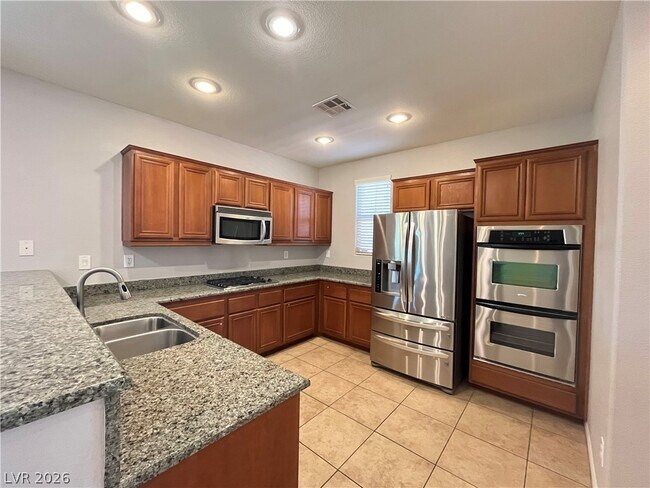 Building Photo - 5547 Fairmeade Way