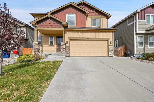 Primary Photo - $2,145.00, 4-bed, 2.5-bath located in Colo...