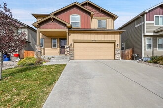 Building Photo - $2,145.00, 4-bed, 2.5-bath located in Colo...