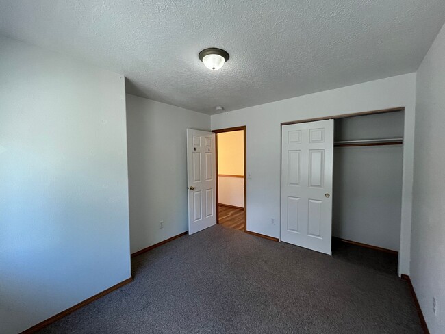 Building Photo - 3-Bedroom, 2-Bath, 1454sq ft Home!