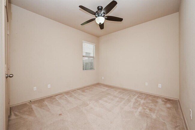 Building Photo - 20603 Flintoff Ln
