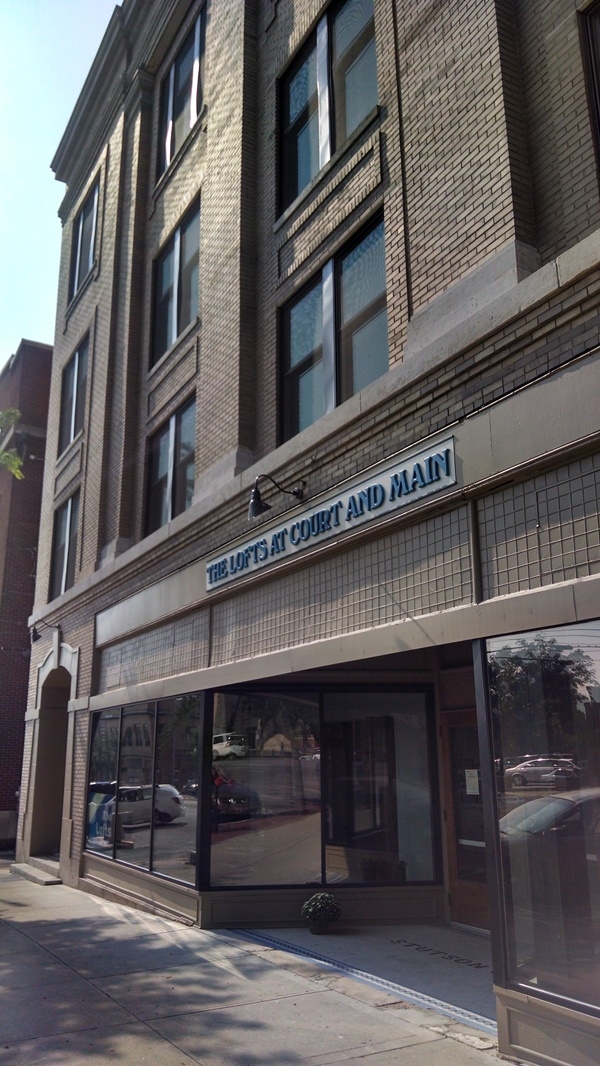 Primary Photo - The Lofts at Court and Main