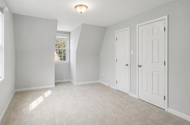 Building Photo - 10813 Kittery Pl