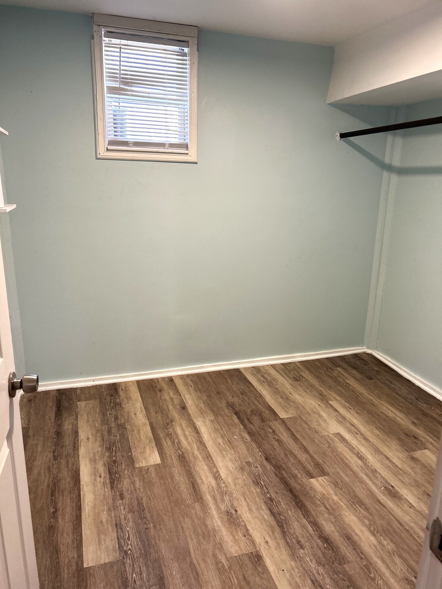 Building Photo - 215 Grant Ave