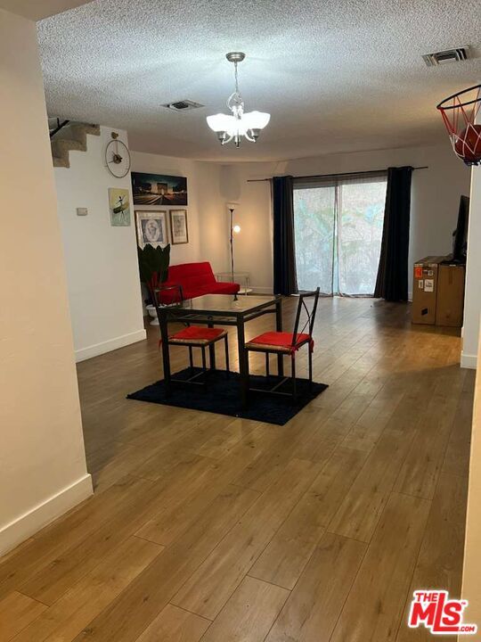 Building Photo - 931 New Depot St