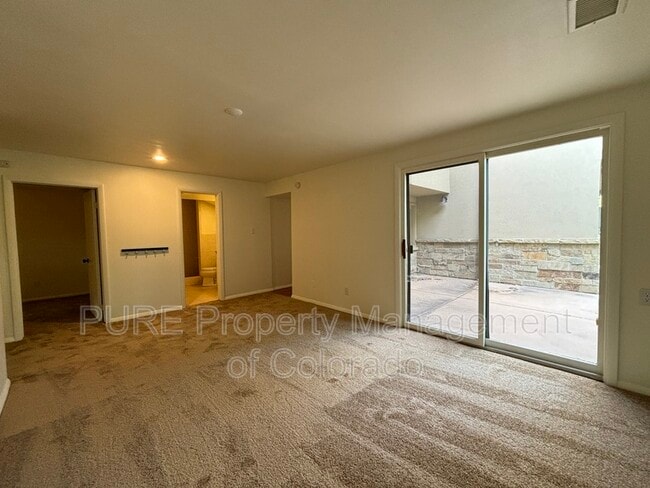 Building Photo - 14471 Applewood Ridge Rd