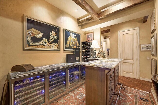 Building Photo - 2305 Barton Creek Blvd