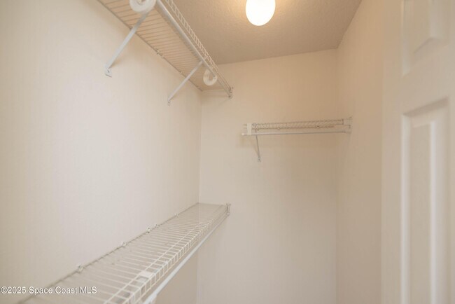 Building Photo - 6121 Corning Rd