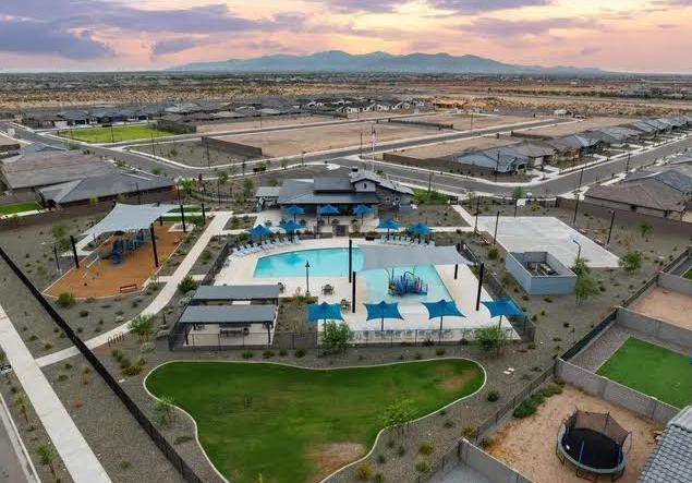 Building Photo - 16067 W El Cortez Pl