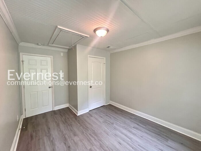 Building Photo - 206 Harwell Rd NW