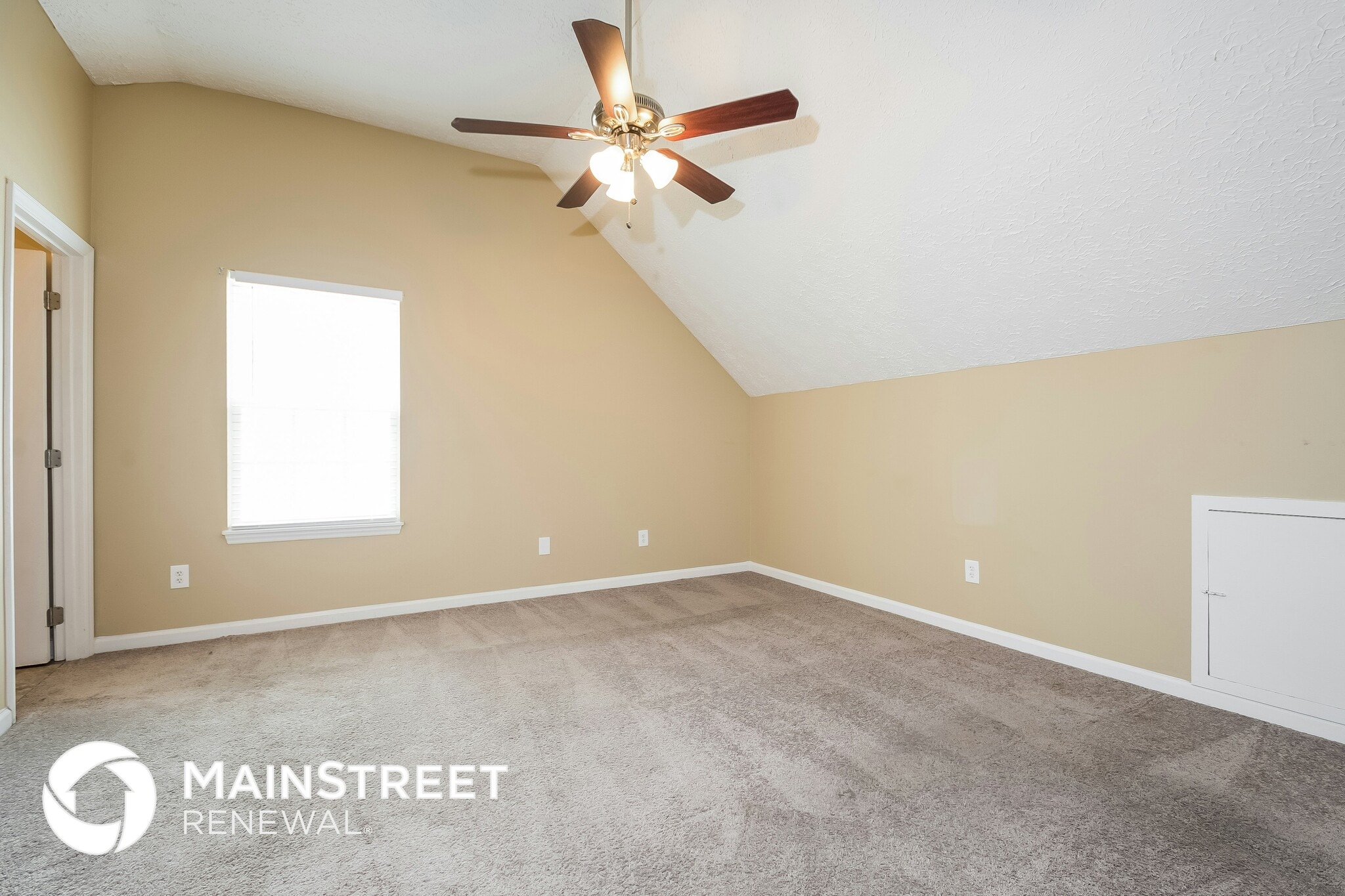 Building Photo - 8233 Wynewood Ct