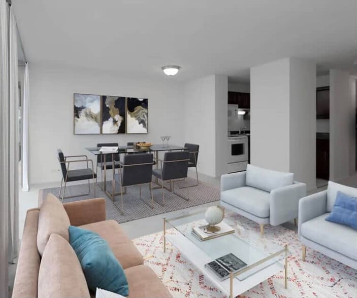 Building Photo - 1236 N Astor St