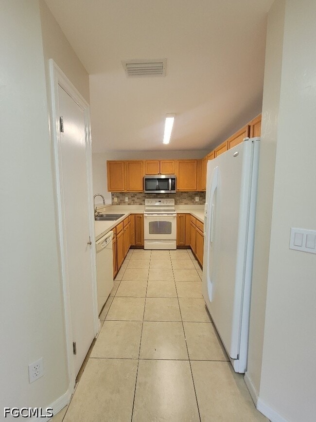 Building Photo - 306 Leeland Heights Blvd E
