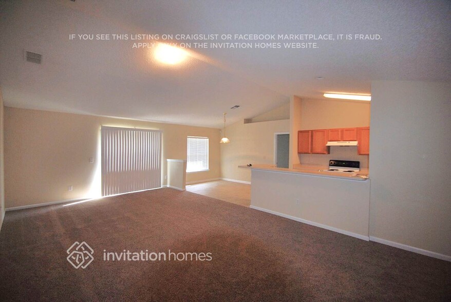 Building Photo - 10939 Apple Blossom Trail E