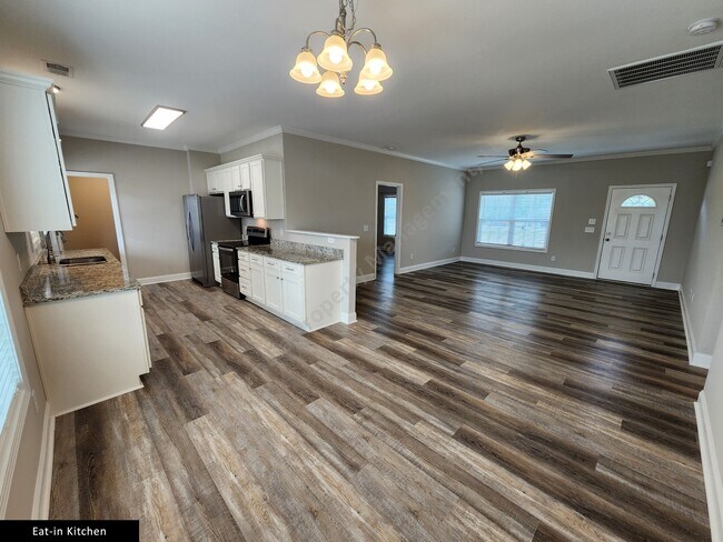 Building Photo - 2185 Ridgeway Rd