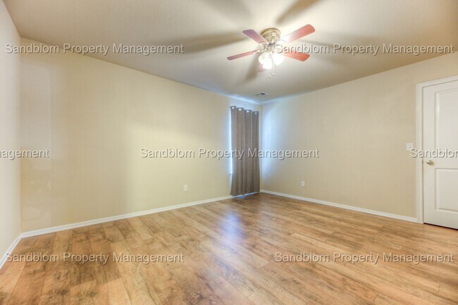 Building Photo - FOR LEASE | Jenks | $2500 Rent | 5 Bed, 3 ...
