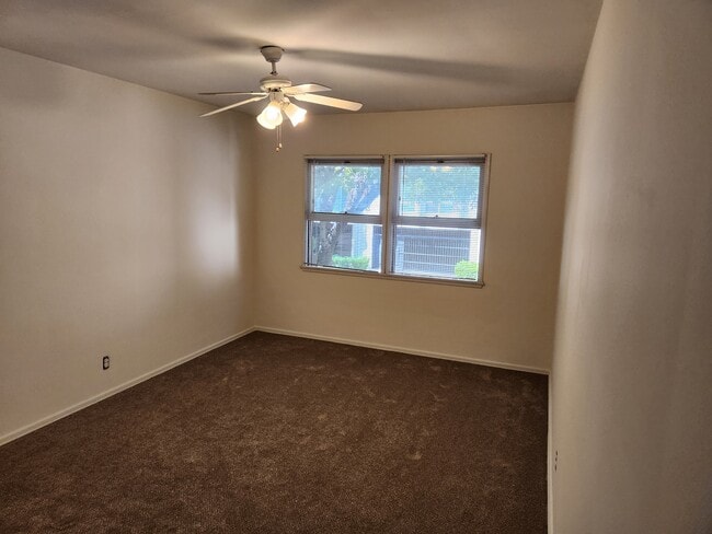 Main Bedroom - 11060 Mississippi Ave