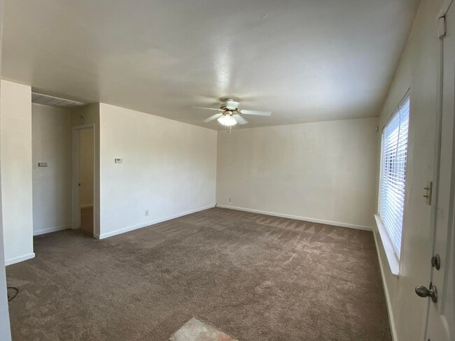Building Photo - Fairfield, 3 bed/2 bath home $2400