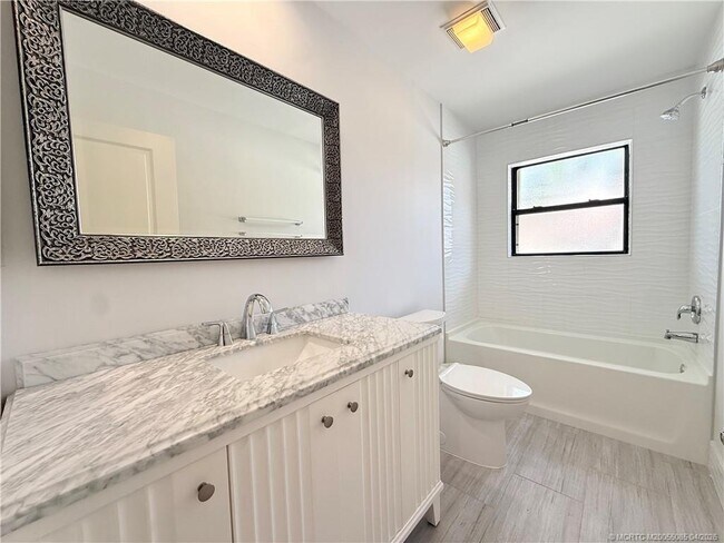 Building Photo - 3505 SW Quail Meadow Trail