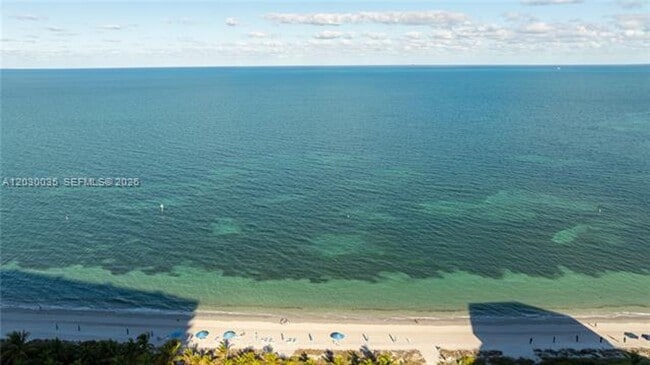 Building Photo - 210 Seaview Dr