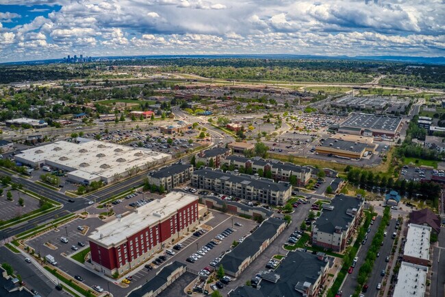 Building Photo - 5372 Allison St