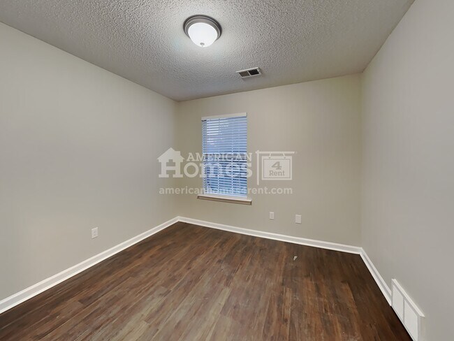 Building Photo - 7748 Parkmont Drive
