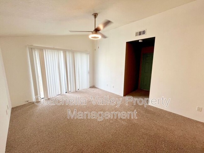 Building Photo - 45414 Driftwood Dr