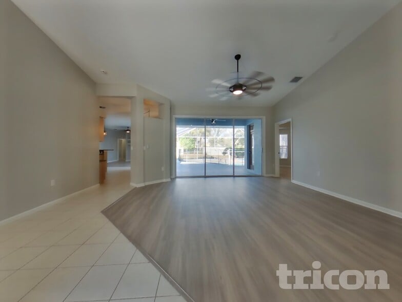 Building Photo - 4903 Cedar Oak Way