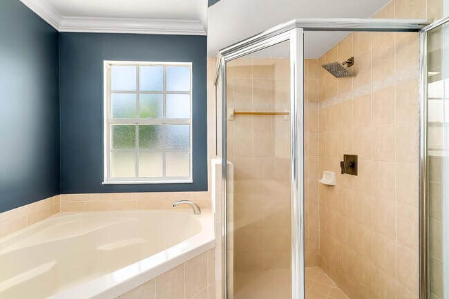 Building Photo - 2962 SW Coastal Terrace