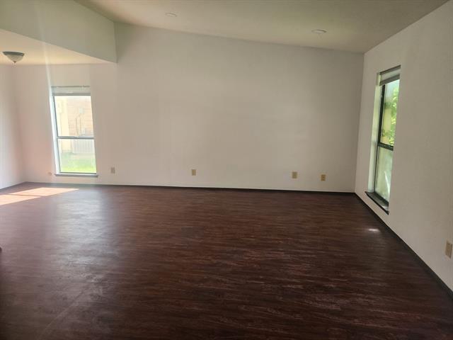 Building Photo - 426 Cambria Dr