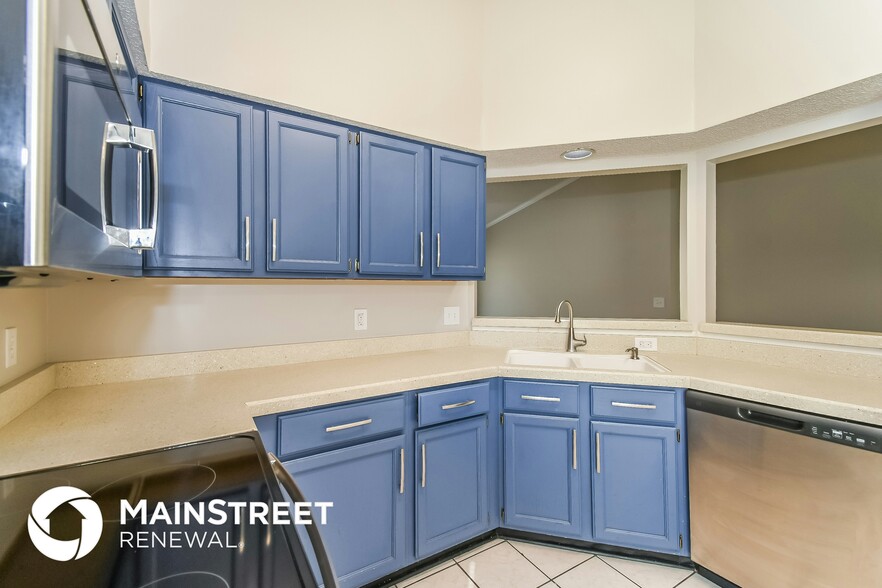 Building Photo - 2078 Tanager Dr