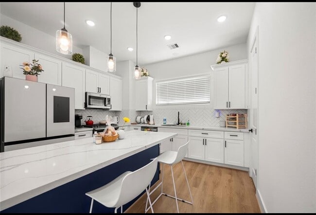 Building Photo - 2902 Rosalie St